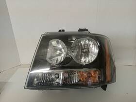 22853025 General Motors 2007-14 Chevrolet Tahoe Left Side Headlamp Assm. Oem Used