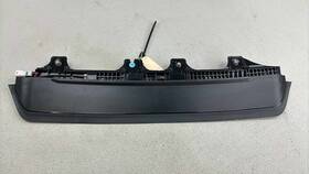 92700-d2000 Genesis 92700d2000 2017 - 2019 G90 Rear High Mounted 3rd Brake Light Lamp Oem