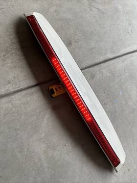 15847938 Gm 07-14 Cadillac Escalade Esv Third Brake High Mounted Light Led Black Spoiler Oem