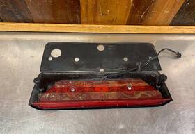 16505865 Gm Alfa Romeo Spider S4 And Corvette Third Brake Light - #16505865. Used. Ar5342
