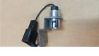 20001940 Gm Nos Trunk Lamp Socket