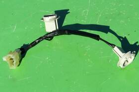 91171272 Gm Chevy Metro 95-01 High Mount Stop Light Socket Wire Brake Lamp Oem Geo
