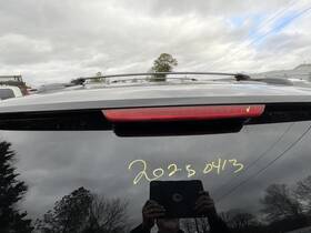 1379603 Gmc Used Center High Mount Stop Light Fits 2010 Yukon Xl 1500 Grade A