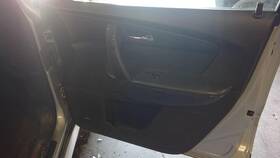 Gmc 2528586 Used Center High Mount Stop Light Fits 2012 Acadia Grade A