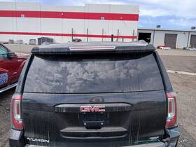 5707719 Gmc Used Center High Mount Stop Light Fits 2016 Yukon Grade A