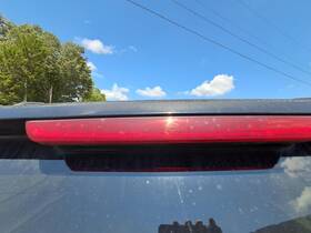921491 Gmc Used Center High Mount Stop Light Fits 2011 Yukon Grade A