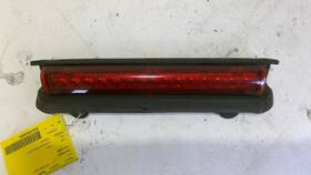 176.gm9204 Gmc Truck Yukon 2004 High Mounted Stop Light 282283
