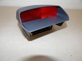 176-58533 Hyundai Excel 1987-1989 Sedan Third High Mount Center Braske Light Assembly Gray