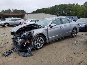 5868913 Hyundai Used Center High Mount Stop Light Fits 2023 Sonata Grade A