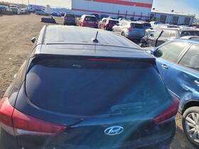 770690 Hyundai Used Center High Mount Stop Light Fits 2017 Tucson Grade A