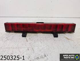 021359 Infiniti Oem 2006-2007 M35 Center Rear Decklid Third 3rd Brake Light Stop Lamp