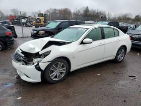 1928290 Infiniti Used Center High Mount Stop Light Fits 2015 Q40 Grade A