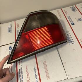 Jaguar Lnc4900cc Xj8 X308 X300 Xj6 Xj12 Right O/s Rear Light Lamp Lens Chrome Bezel