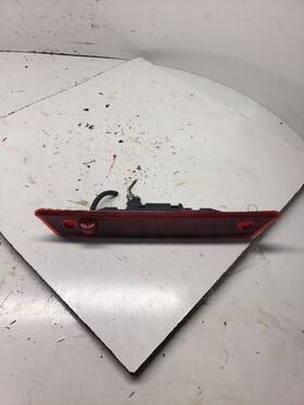 176.am8605 Jeep Grandcher 2005 High Mounted Stop Light 1114754