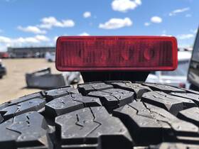 5307710 Jeep Used Center High Mount Stop Light Fits 2011 Wrangler Grade A