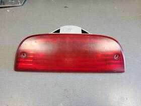 55155832 Jeep 2002-2007 Liberty Rear Third 3rd Eye Brake Light Assembly Oem