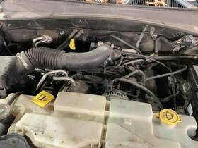 7446746 Jeep Used Center High Mount Stop Light Fits 2009 Liberty Grade A