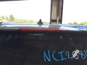 4016290 Kia Used Center High Mount Stop Light Fits 2017 Sorento Grade A