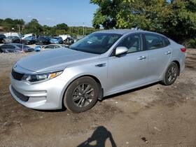 4929427 Kia Used Center High Mount Stop Light Fits 2016 Optima Grade A