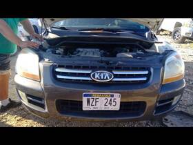 5964714 Kia Used Center High Mount Stop Light Fits 2005 Sportage Grade A