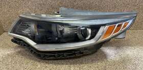 60690l Kia 16-18 Optima Lh Driver Head Light Lamp Halogen Oem Lkq