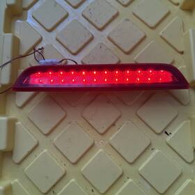 998072 Kia 2006 - 2014 Sedona Third 3rd Brake Light High Mount Stop Lamp Oem