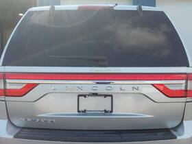 2858121 Lincoln Used Center High Mount Stop Light Fits 2017 Navigator Grade A