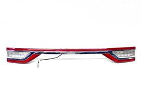 Lincoln Gd9b-13b433 17-20 Continental Rear Center Trunk Lid Taillight With Camera Oem C0.04