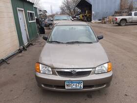 176.mz1j00 Mazda Protege 2000 High Mounted Stop Light 1071824