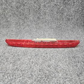 Mazda Td11-51-571b 2 -4 2007-2015 Cx9 Cx-9 Third Brake Light High Mount Spoiler Middle Oem Red