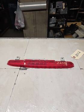 176-20112 Mazda Truck 2007-2015 Cx9 3rd Brake Light Avoidance Lamp