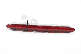 Mercedes-benz 176.mb1f08 06-2009 Mercedes-benz Clk 350 High Mounted Stop Light Lamp 209-820-10-56-64 Oem