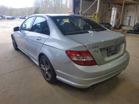 3718091 Mercedes-benz Used Center High Mount Stop Light Fits 2010 C-class Gra