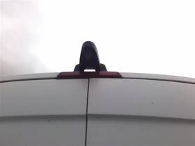 Mercedes-benz 5422876 Used Center High Mount Stop Light Fits 2015 Mercedes-benz Sprinter 350