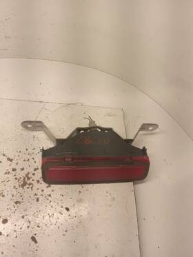 176.ms1r06 Mitsubishi Galant 2006 High Mounted Stop Light 1141302