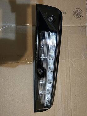 68367388aa Mopar 2019-24 Ram 2500 Led 3rd Brake Lamp With Camera