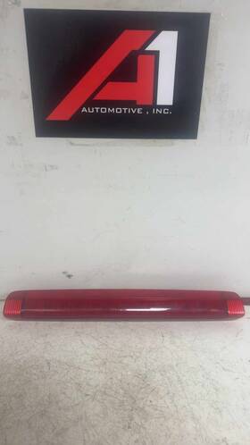176-999559 Nissan 09-14 Murano 3rd Brake Light Avoidance