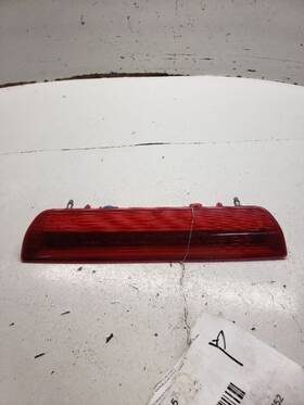 176.da1215 Nissan Pathfindr 2015 High Mounted Stop Light 1235190