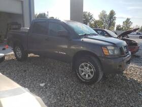 176.da1706 Nissan Titan 2006 High Mounted Stop Light 3987837