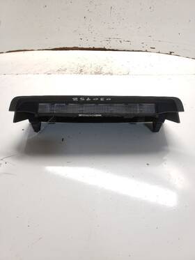 176.da1h16 Nissan Versa 2016 High Mounted Stop Light 1308873