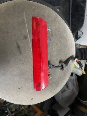 176.da1o17 Nissan Murano 2017 High Mounted Stop Light 556095
