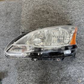 260603sg2a Nissan 13-15 Sentra Front Left Driver Side Headlight Head Light Lamp Oem