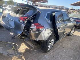3491568 Nissan Used Center High Mount Stop Light Fits 2017 Rogue Grade A
