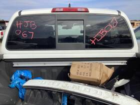 3772332 Nissan Used Center High Mount Stop Light Fits 2022 Frontier Grade A