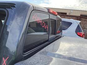 4889601 Nissan Used Center High Mount Stop Light Fits 2014 Frontier Grade A