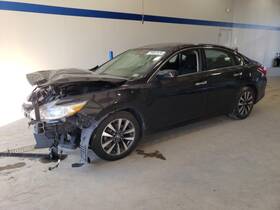 5432387 Nissan Used Center High Mount Stop Light Fits 2017 Altima Grade A