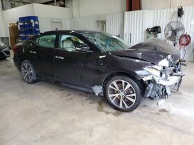 7240141 Nissan Used Center High Mount Stop Light Fits 2017 Maxima Grade A