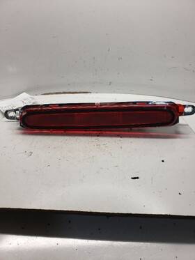 176.gm2c07 Pontiac G5 2007 High Mounted Stop Light 1114615