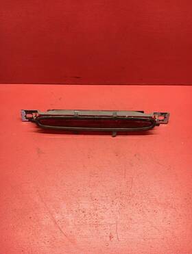 22640835 Pontiac 1999-2002 Grand Am Rear Center Third Brake Light Assembly