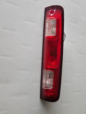 10t561144 Ram 22068/10t561144 2012-2018 Oem 1500 Rear Upper Center Roof 3rd Brake Stop Light Lamp